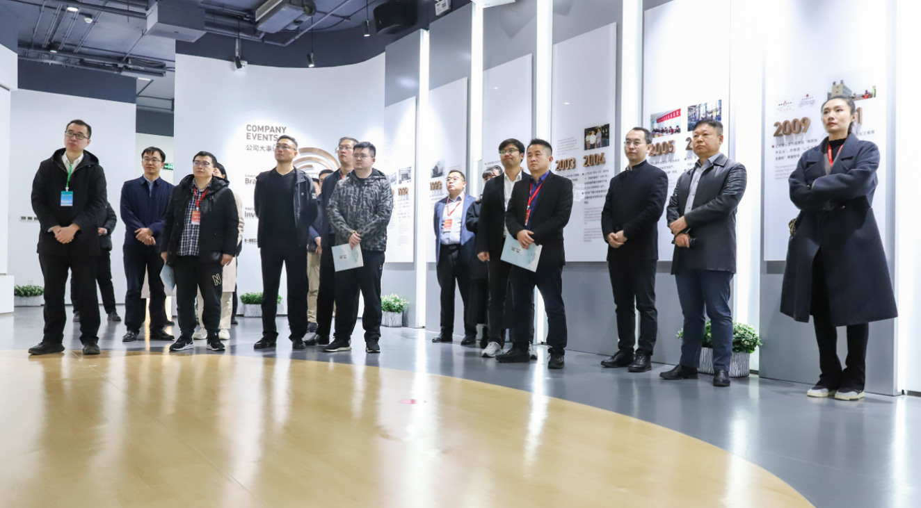 “青年科学家百城行”活动走进球友会（中国）集团